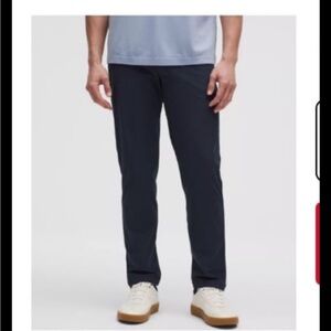 LULULEMON ABC Classic Fit 5 Pocket Pants Warpstreme Navy Blue Mens 34